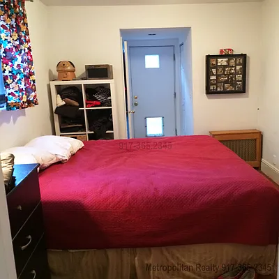 Rented by Metropolitan Realty | media 11