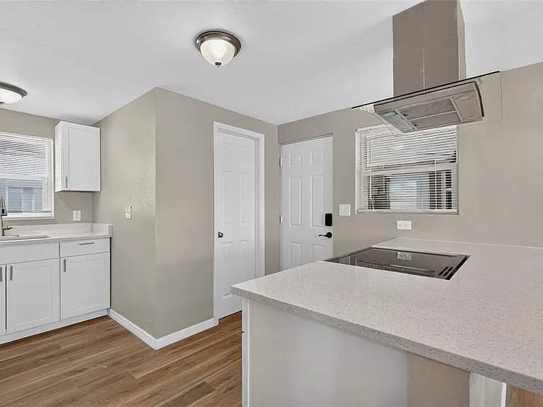 18015 1st St E #A — Photo 7