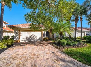 4806 Europa DR, NAPLES, FL 34105