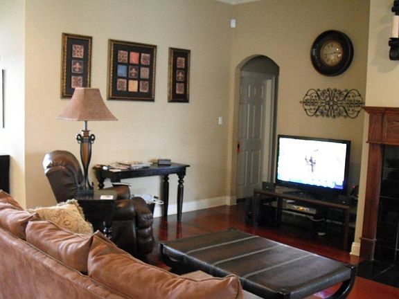 3rd image of 42135 Conifer Dr