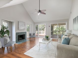 1004 Embassy Row Way, Johns Island, SC 29455