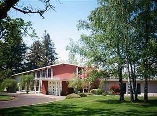 100 Windsor Ave, Medford, OR