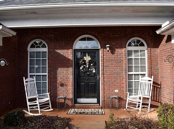 3rd image of 107 Lee Road 2109