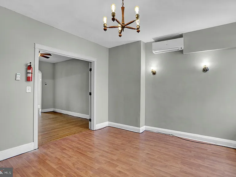 434 Folcroft St #A — Photo 19