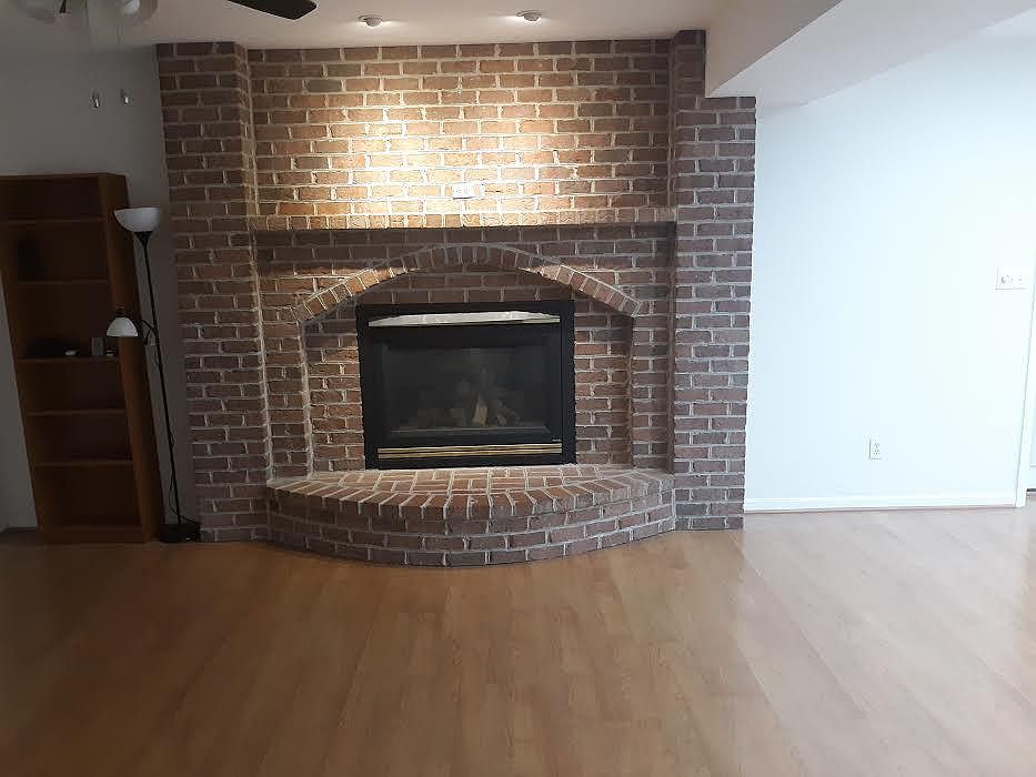 Gas Fireplace - Family / Rec Room