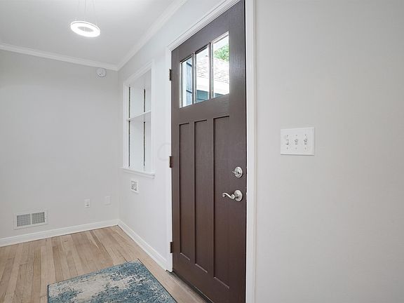 4th image of 4560 Olentangy Blvd