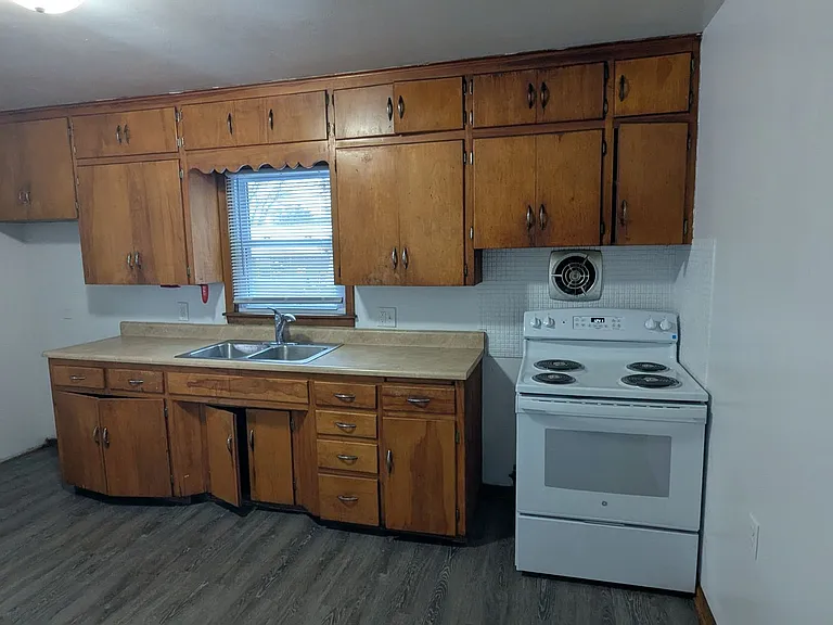 1308 Vermont St — Photo 24