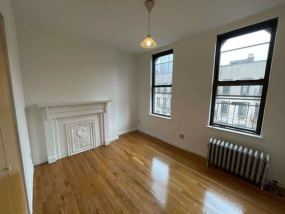 2nd image of 307 E 91st St APT 5E
