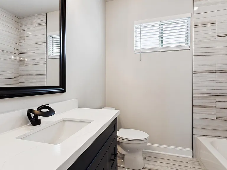 1326 Harrison Ave — Photo 10