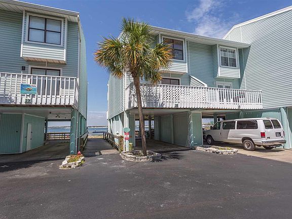 3rd image of 8522 Gulf Blvd APT 28