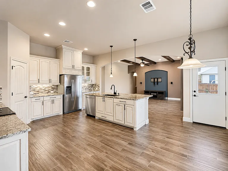 1609 Calvin Loop — Photo 10