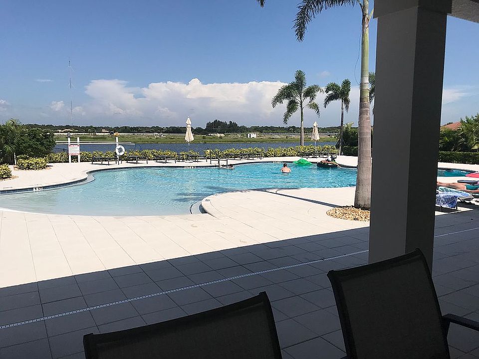 Watercrest Community Pool