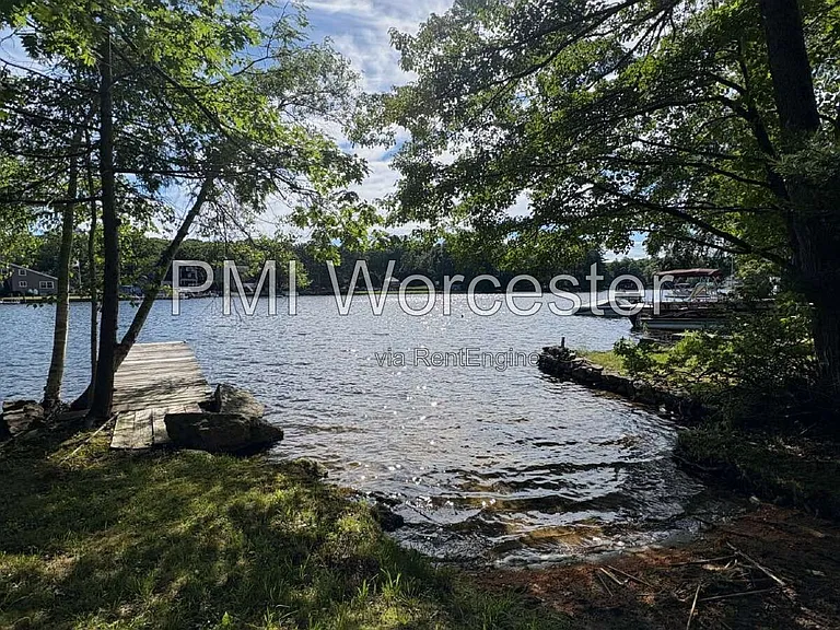 18 Lake Ave — Photo 4