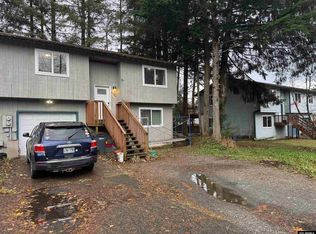 8524 Forest Ln, Juneau, AK 99801