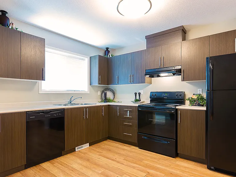 7800 Southfort Dr — Photo 5