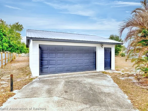 1807 Tayloe Ln, Lake Placid, FL 33852