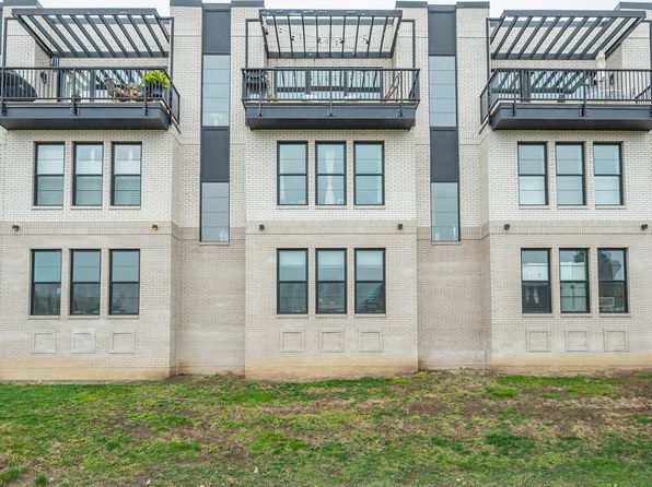 1327 Keosauqua Way, Des Moines, IA 50309