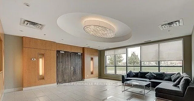 2 bed, $2,200 — Photo 4