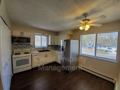 3821 Boone Ave SW #2 Photo 1