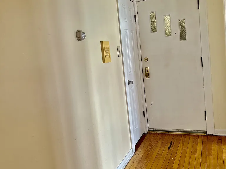 5028 N Kimball Ave #2 — Photo 3