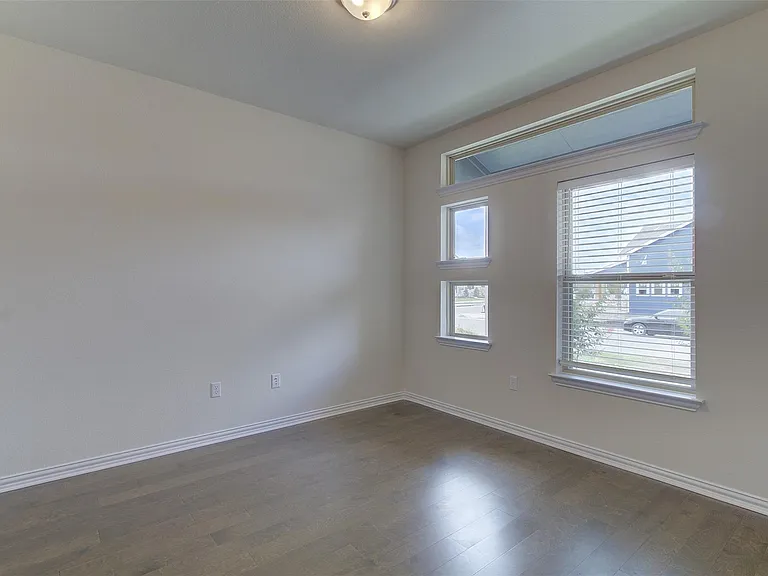 8729 Belknap Rd — Photo 8