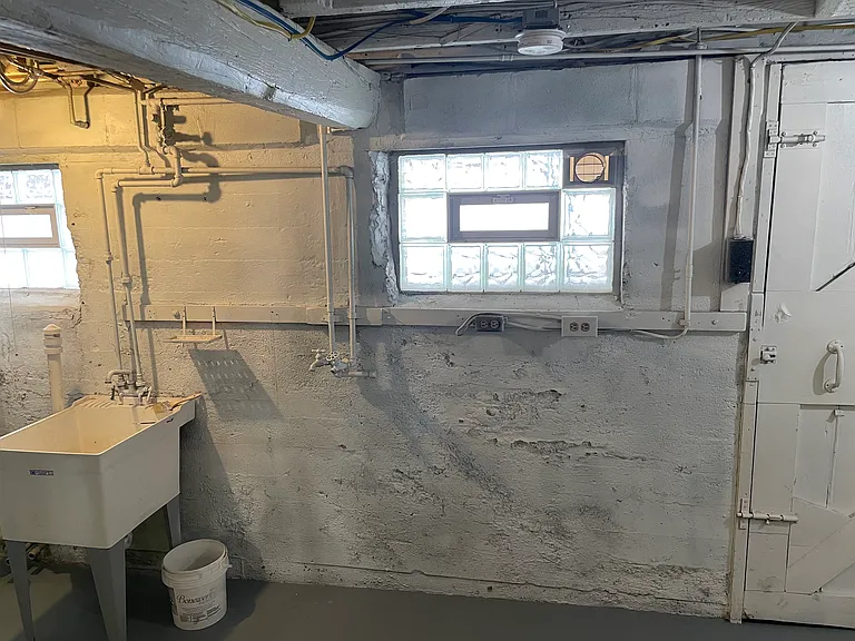 128 Main St — Photo 29