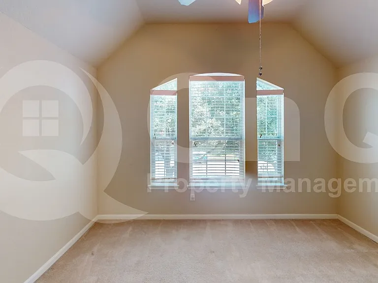 5836 Windy Meadow Ln — Photo 18