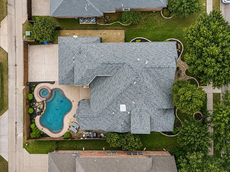 433 Martel Ln — Photo 40