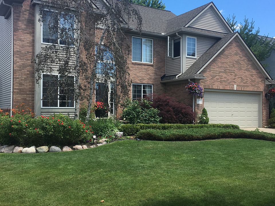 1st image of 2784 Blue Heron Ln