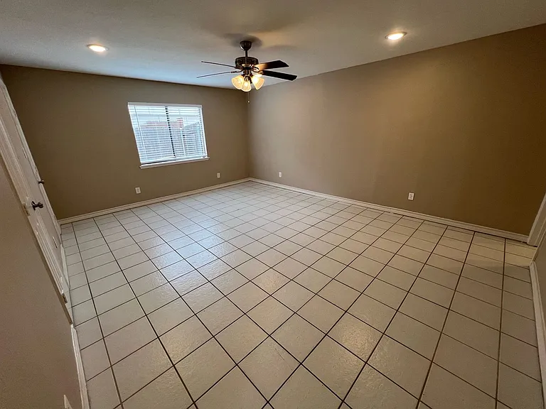 6700 Forestview Dr — Photo 18
