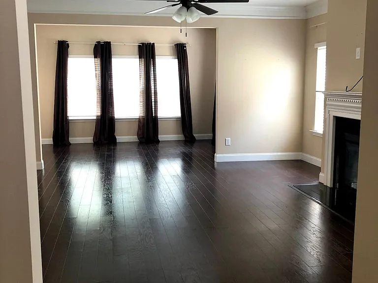 181 Cherokee Pond Ct — Photo 2