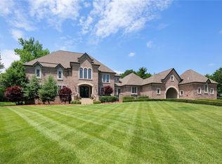 125 N Spoede Rd, Saint Louis, MO 63141