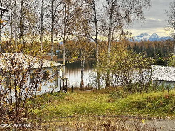 1267 N Brass Ring Dr, Wasilla, AK 99623