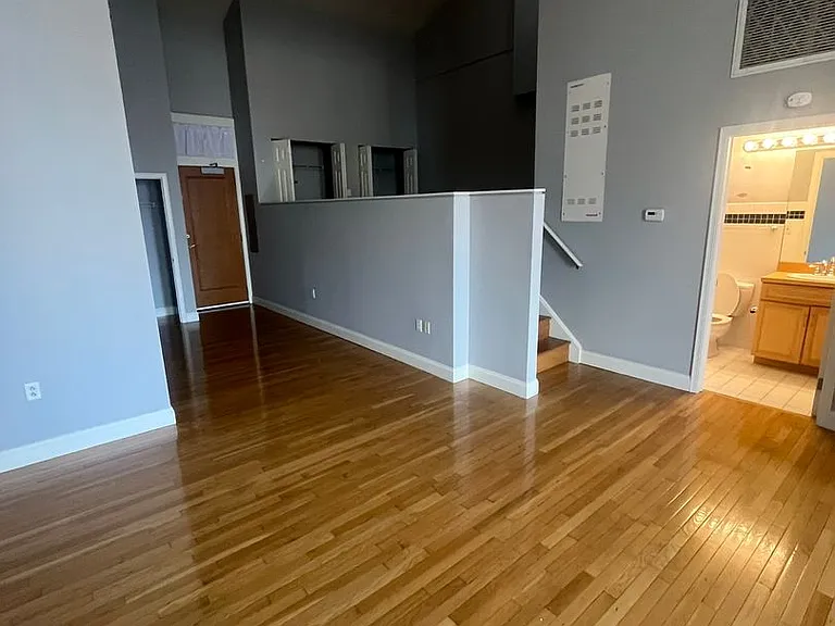 2404 Prospect Ave — Photo 15
