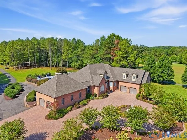 6101 Woodpecker Rd, Chesterfield, VA 23838