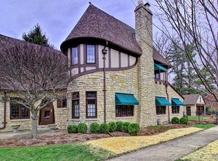 850 Garfield Ave, Aurora, IL 60506