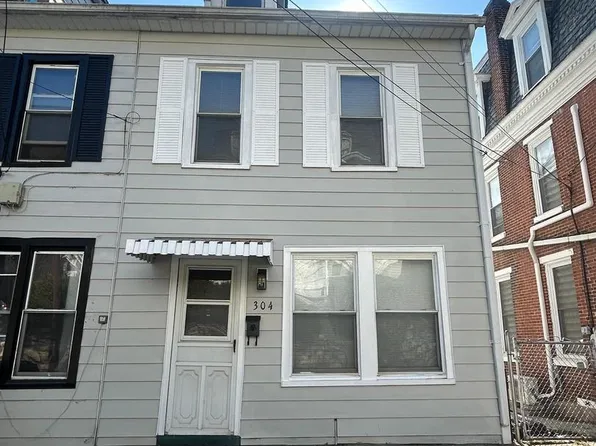 304 N 2nd St, Steelton, PA 17113