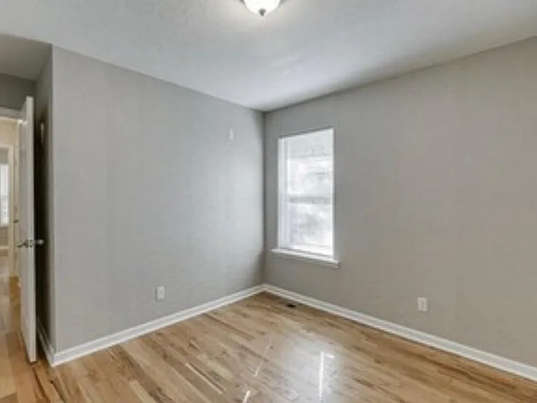 8950 Pine Tree Cir — Photo 10