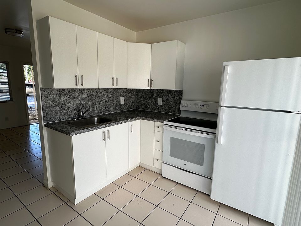 Newer kitchen cabinets and appliances