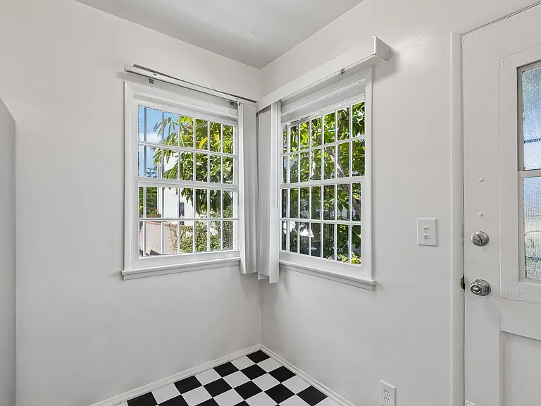 7333 W Manchester Ave #1/2 — Photo 6