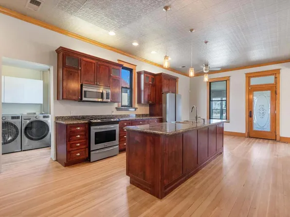 523 High St SE, Albuquerque, NM 87102