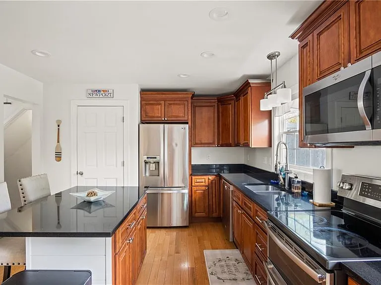 88 Kay St — Photo 15