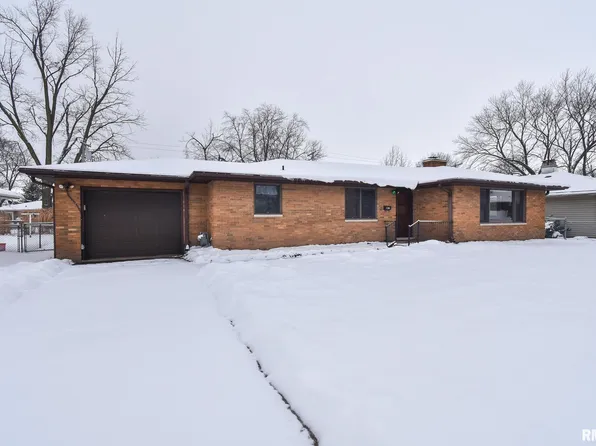 136 W Clark St, Morton, IL 61550