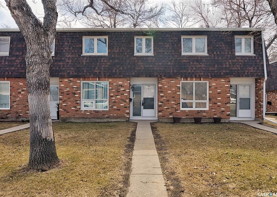 1st image of 25 Spruceview ROAD