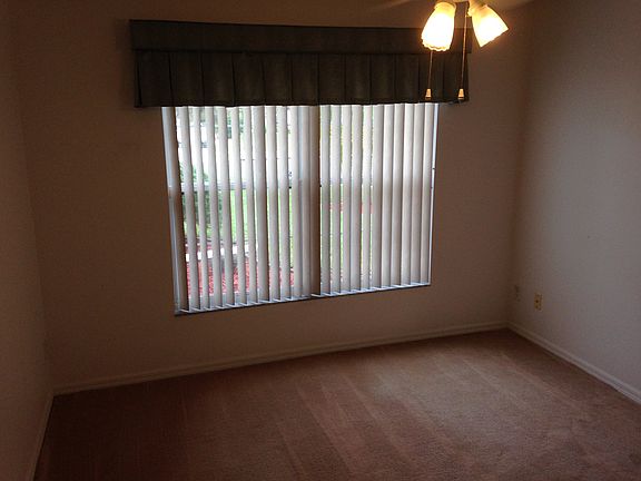 5th image of 590 Morning Cove Cir SE