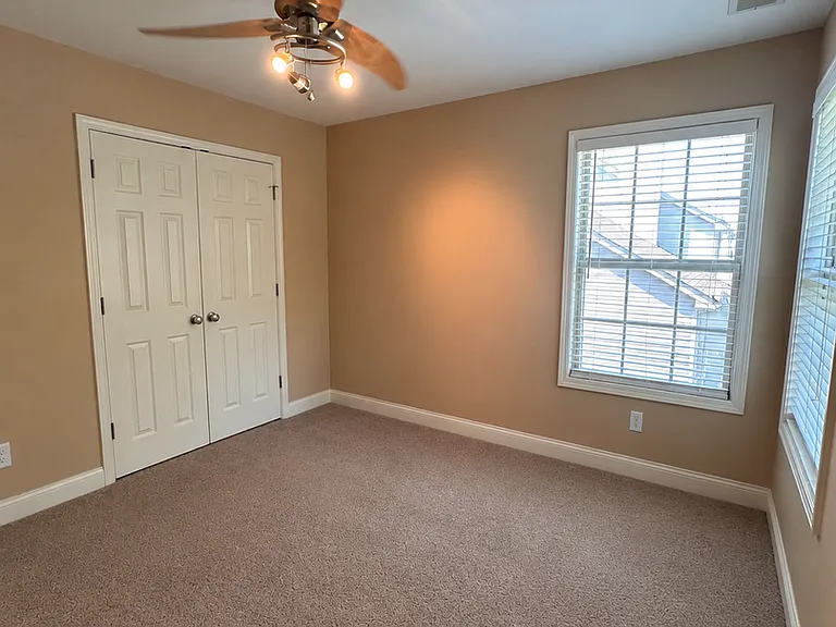 8909 Gentlewind Way — Photo 36