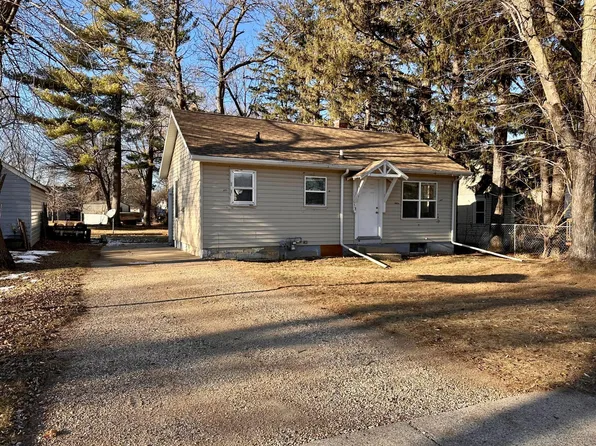 718 Betty Ave, Worthington, MN 56187