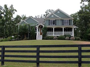 106 Oakridge Trl, White, GA 30184