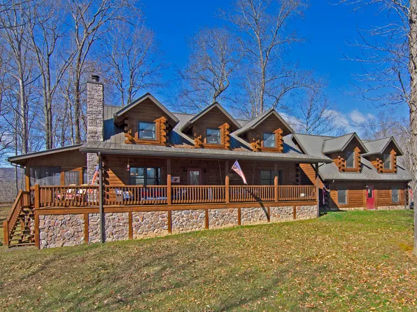 250 Clarks Gap Rd, Alderson, WV 24910