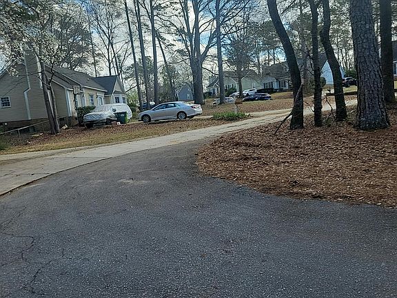 5th image of 13 Trinity Three Ct